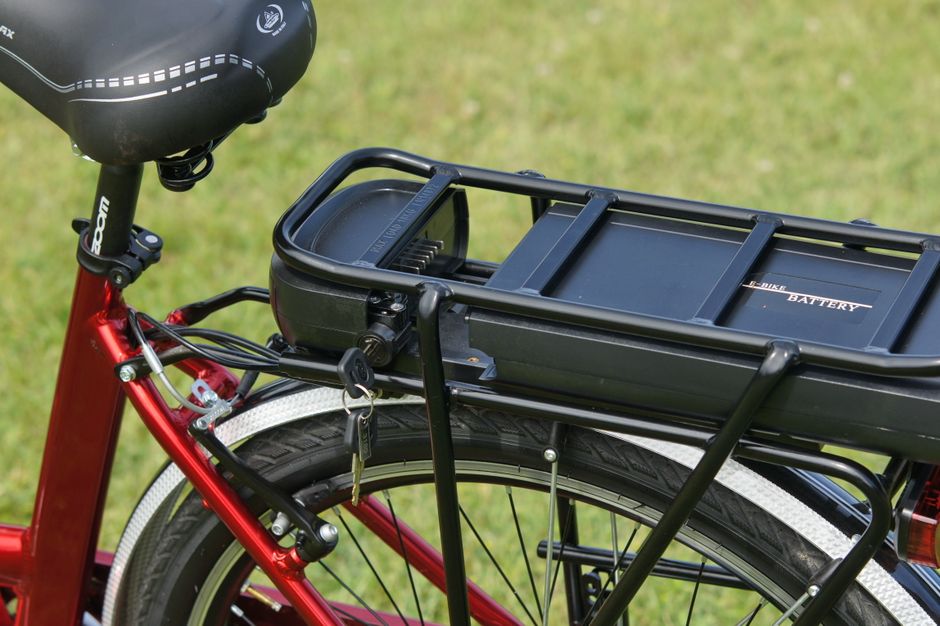 electric bike battery removal charging